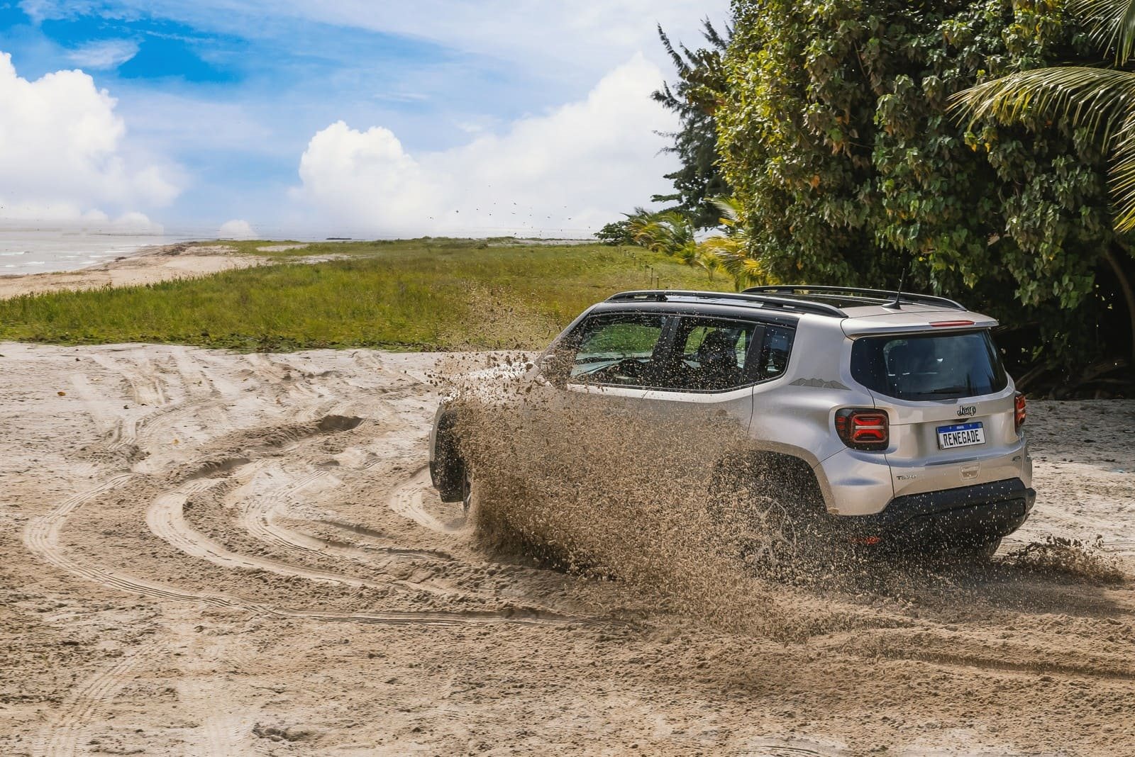 2025 - JEEP RENEGADE SAHARA, foto 43