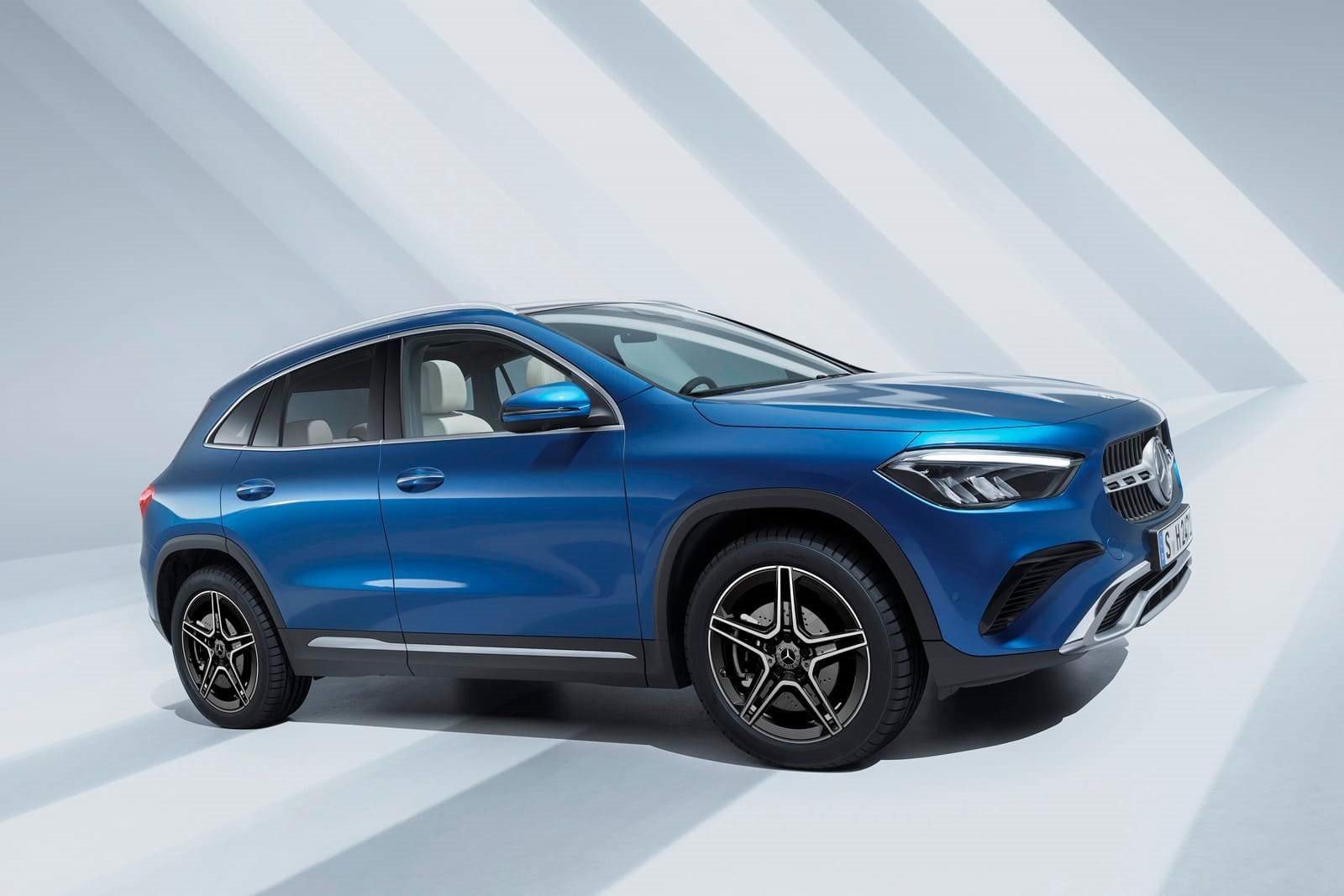 2025 - MERCEDES-BENZ GLA 200 PROGRESSIVE, foto 1