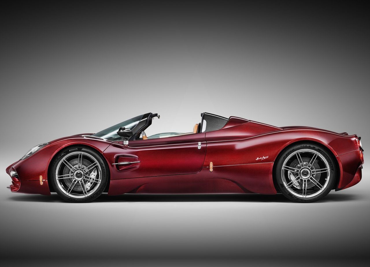 2025 - PAGANI UTOPIA ROADSTER, foto 2