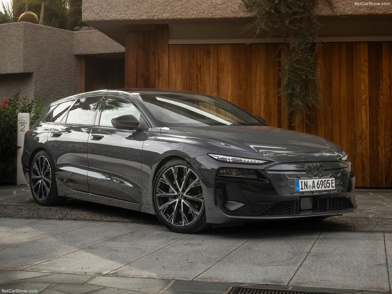 2025 - AUDI A6 AVANT E-TRON, foto 2