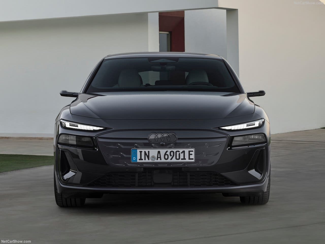 2025 - AUDI A6 AVANT E-TRON, foto 32