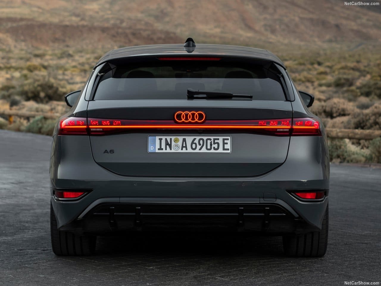 2025 - AUDI A6 AVANT E-TRON, foto 38