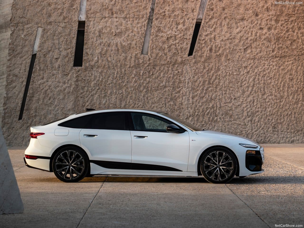 2025 - AUDI A6 SPORTBACK E-TRON, foto 12
