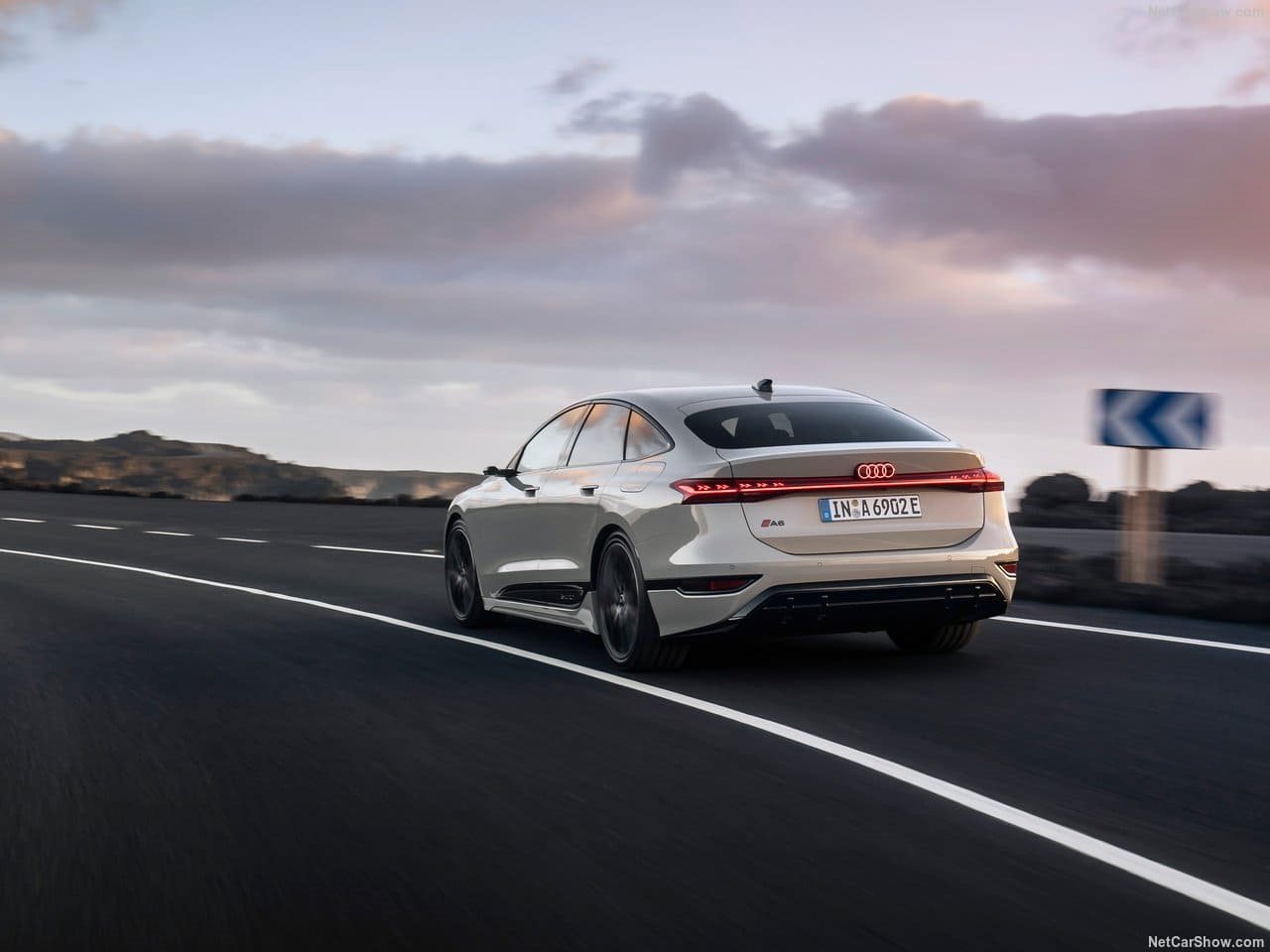 2025 - AUDI A6 SPORTBACK E-TRON, foto 23