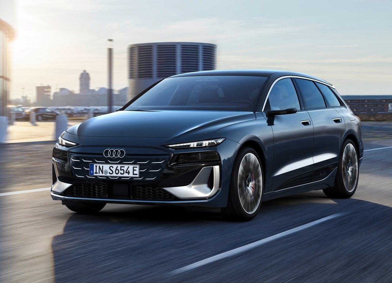 2025 - AUDI S6 AVANT E-TRON, foto 5