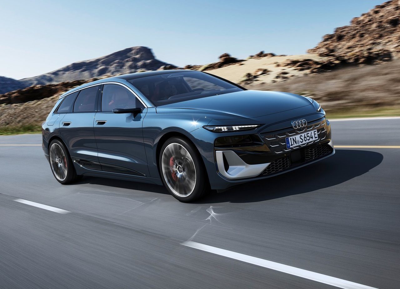 2025 - AUDI S6 AVANT E-TRON, foto 6