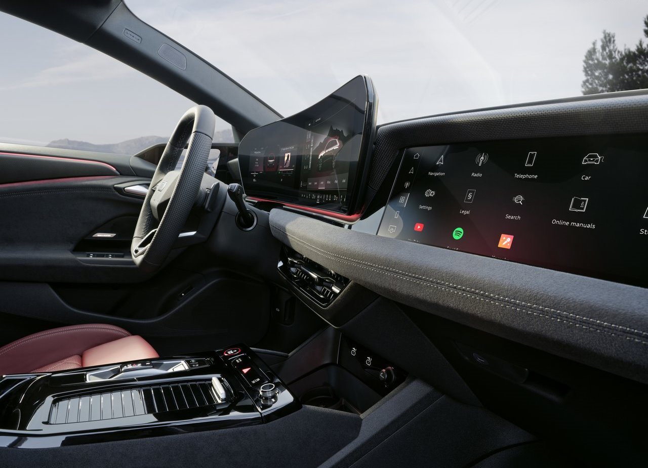 2025 - AUDI S6 AVANT E-TRON, foto 16