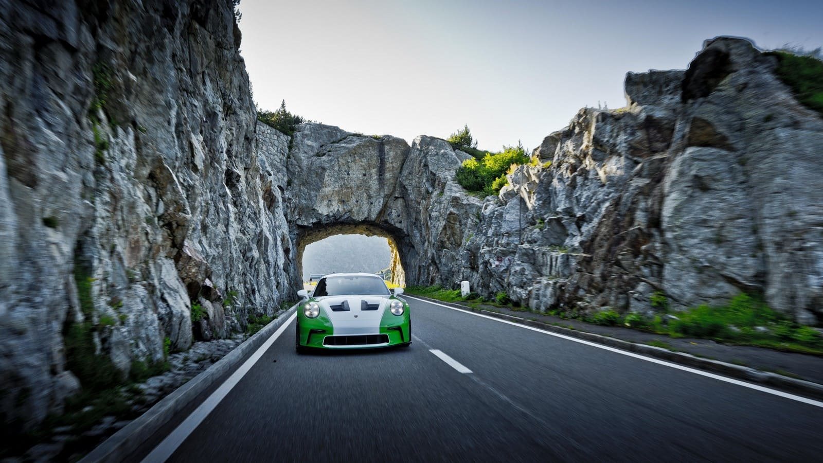 2024 - PORSCHE 911 GT3 RS JO SIFFERT TRIBUTE, foto 13