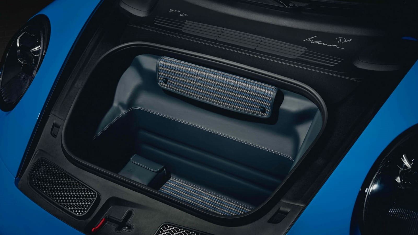 2024 - PORSCHE 911 S/T IN DANI BLUE, foto 9