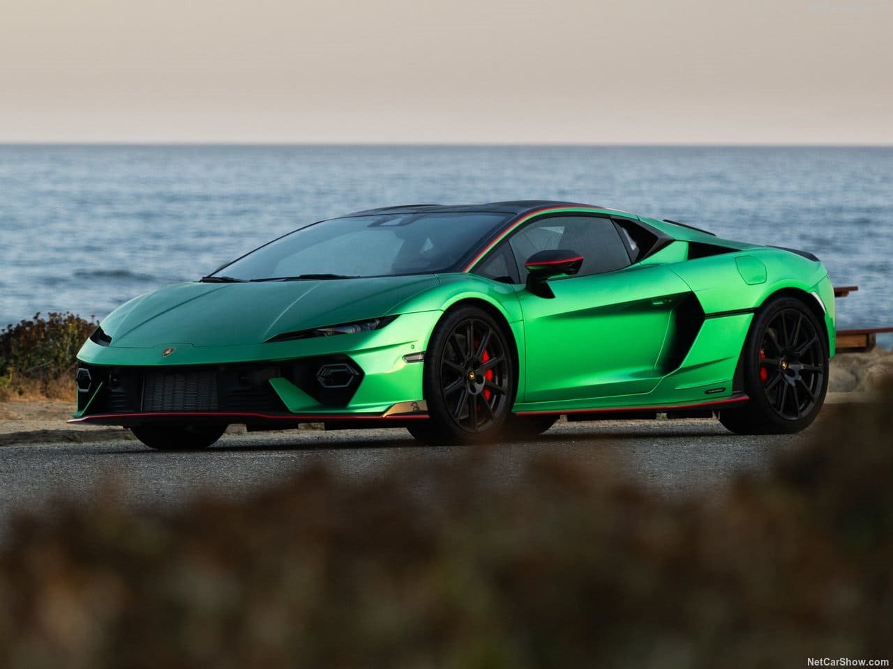 2025 - LAMBORGHINI TEMERARIO, foto 3