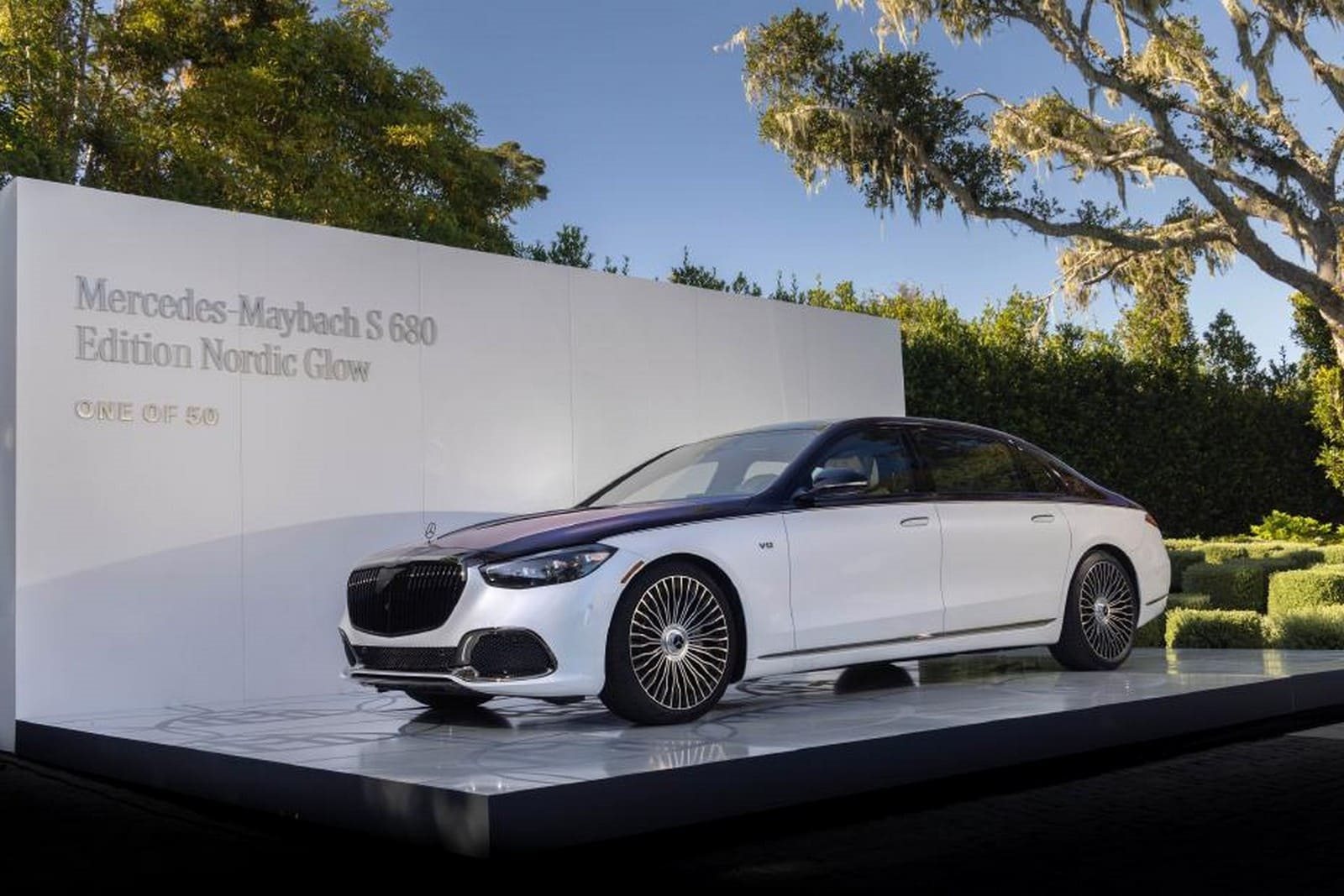 2025 - MERCEDES-MAYBACH S 680 EDITION NORDIC GLOW, foto 1