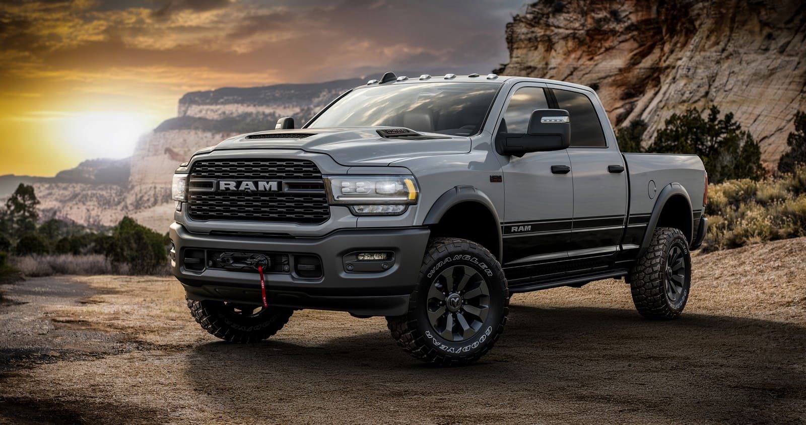 2024 - RAM POWER WAGON & REBEL HD LUNAR EDITIONS, foto 2