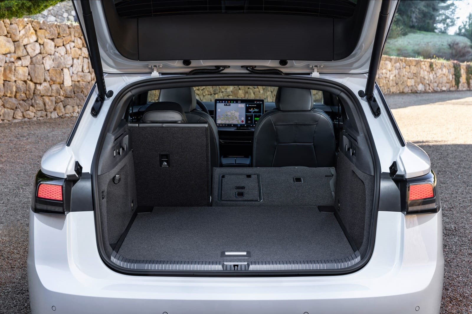 VOLKSWAGEN ID.7 TOURER PRO S, foto 41