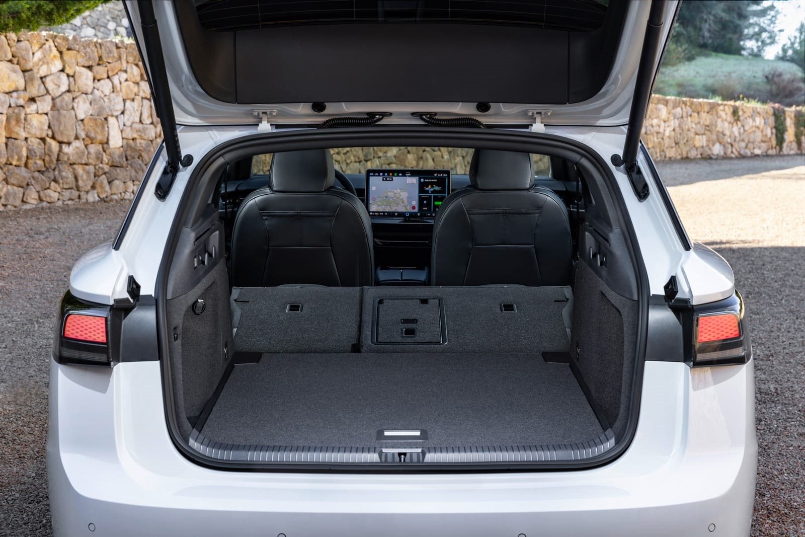 VOLKSWAGEN ID.7 TOURER PRO S, foto 42
