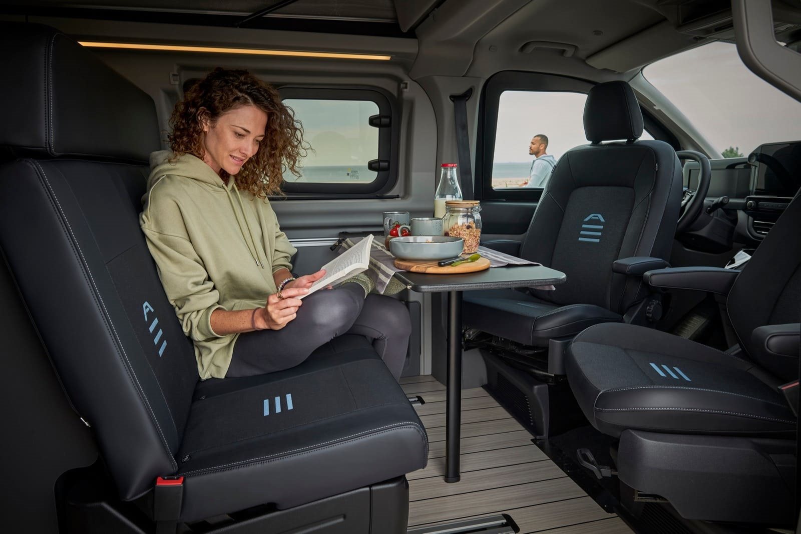 FORD TRANSIT CUSTOM NUGGET ACTIVE PHEV, foto 13