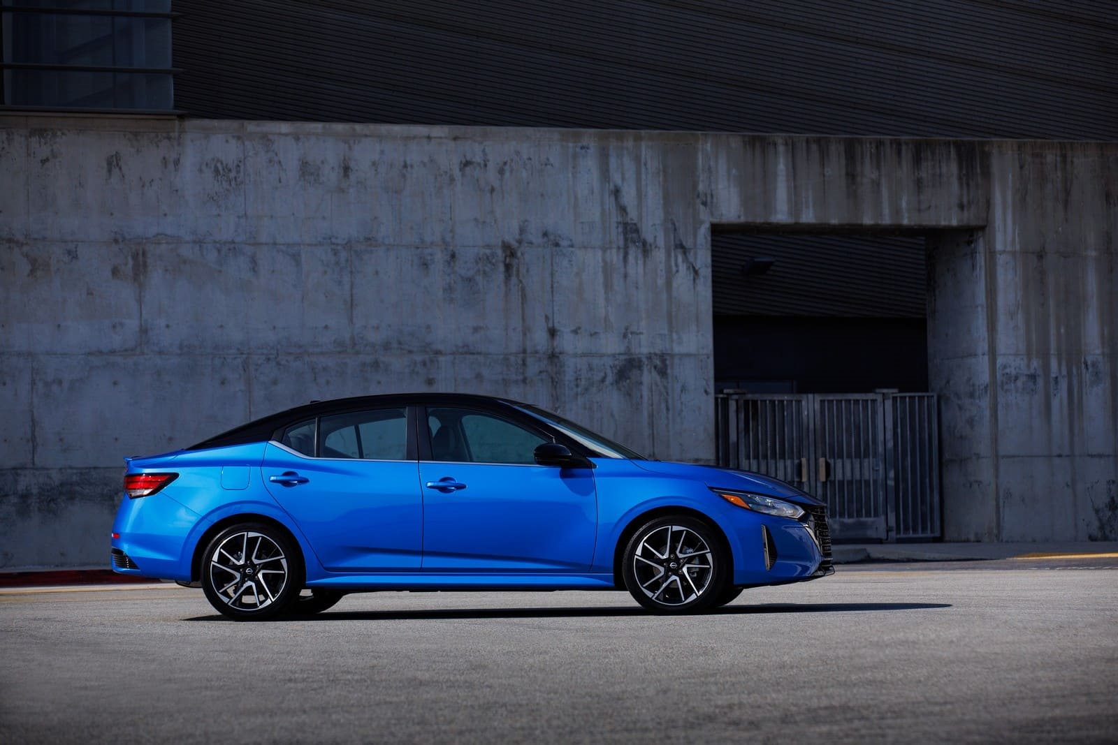 2025 - NISSAN SENTRA US VERSION, foto 2