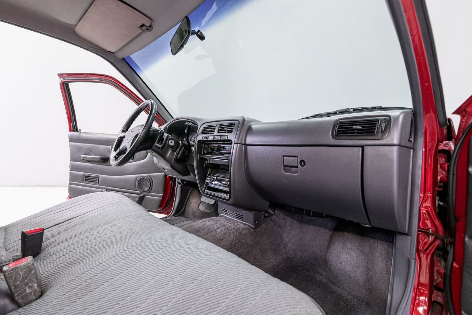 1995 - NISSAN XE, foto 23