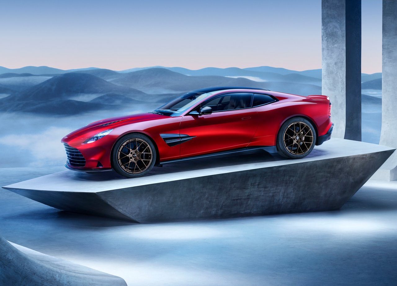 2025 - ASTON MARTIN VANQUISH, foto 3