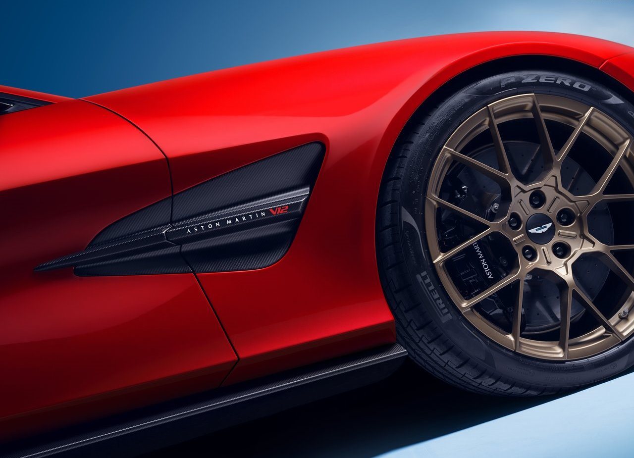 2025 - ASTON MARTIN VANQUISH, foto 25