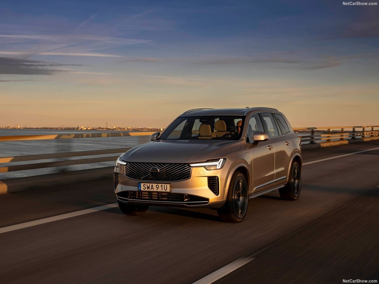 VOLVO XC90, foto 32