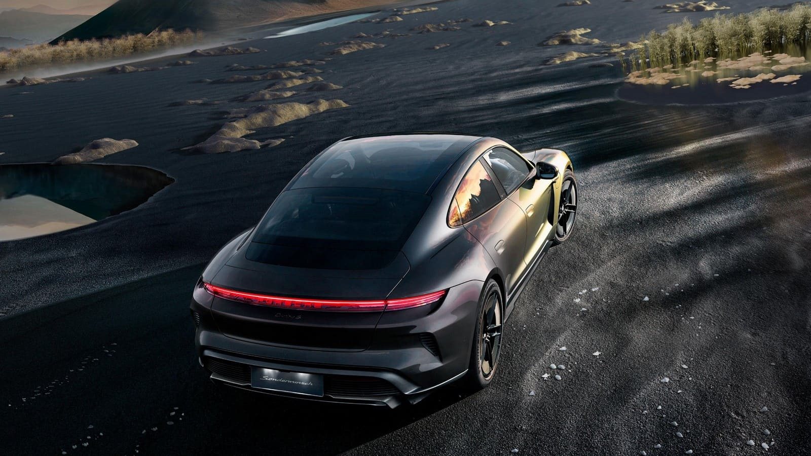 PORSCHE TAYCAN TURBO S CELESTIAL JADE, foto 2