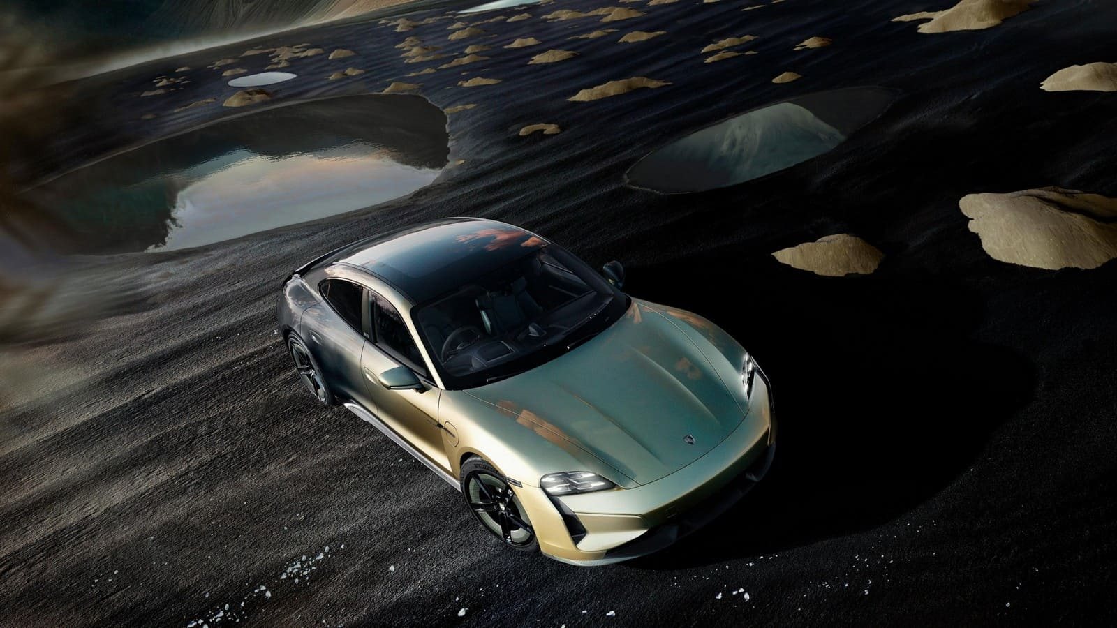 PORSCHE TAYCAN TURBO S CELESTIAL JADE, foto 3