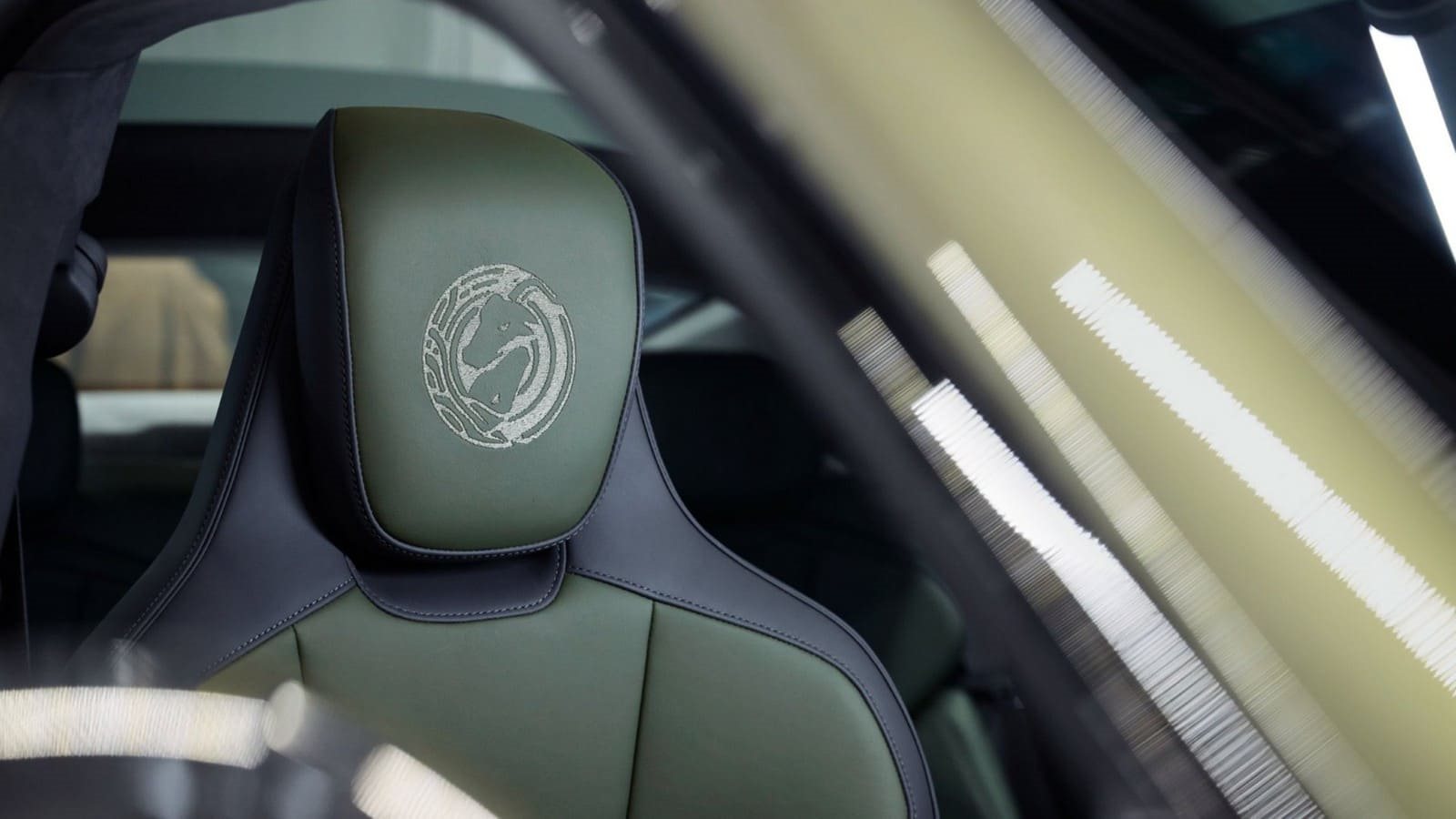 PORSCHE TAYCAN TURBO S CELESTIAL JADE, foto 9