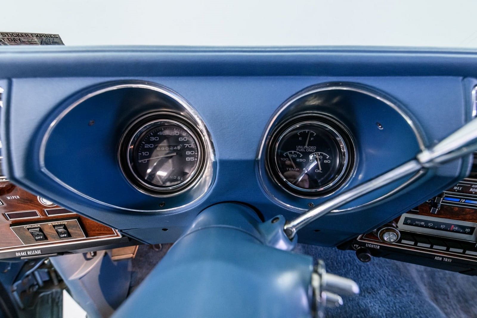 OLDSMOBILE CUTLASS SUPREME BROUGHAM, foto 12