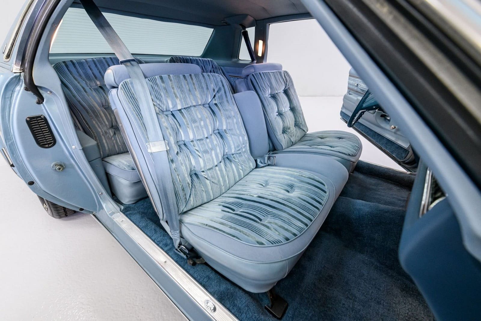OLDSMOBILE CUTLASS SUPREME BROUGHAM, foto 17