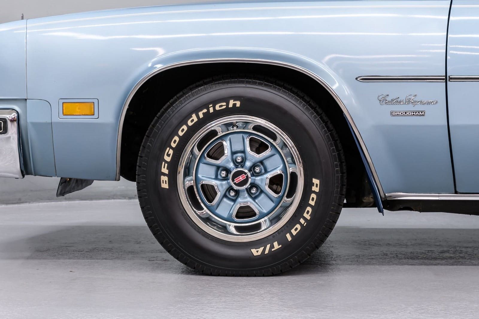 OLDSMOBILE CUTLASS SUPREME BROUGHAM, foto 23