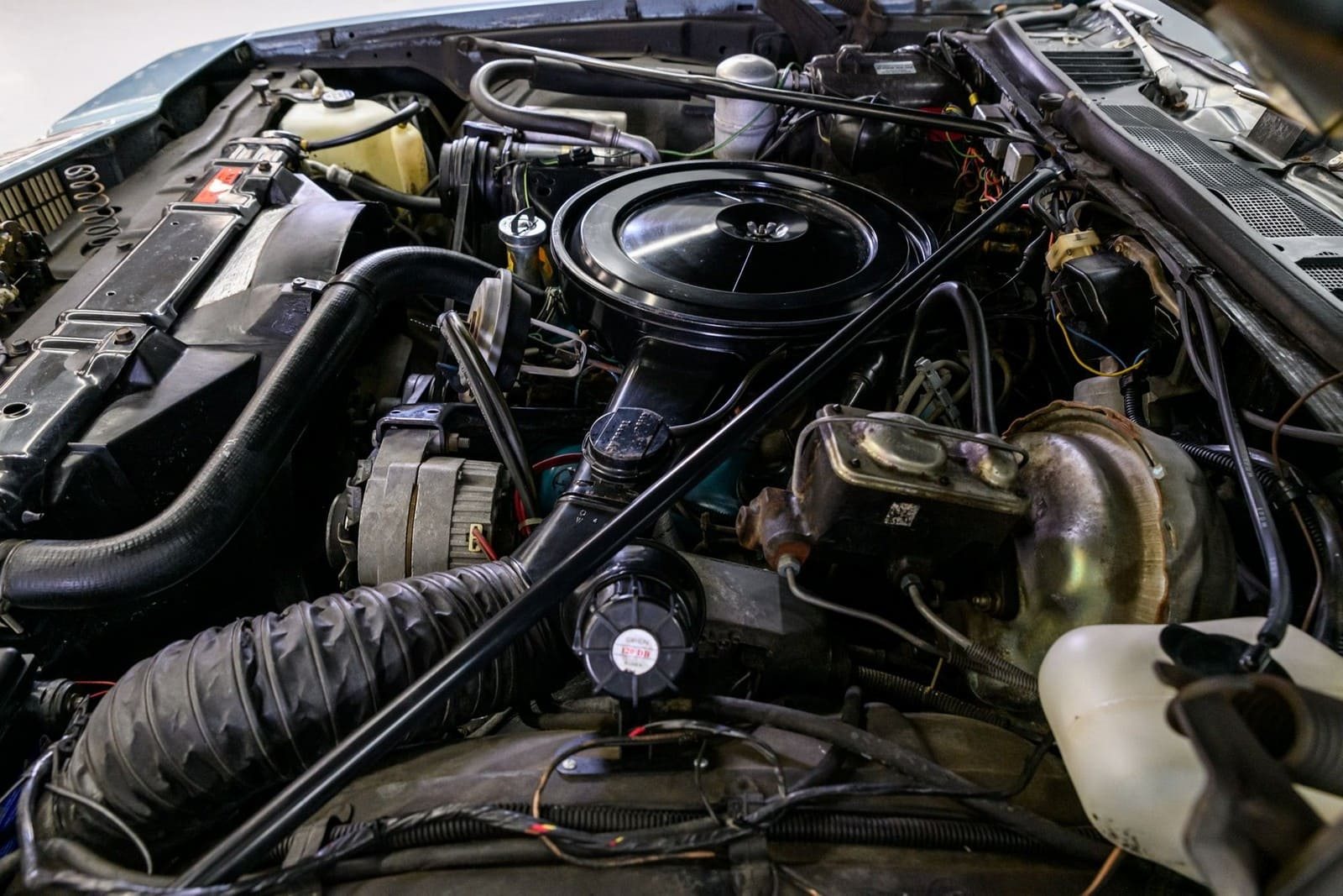 OLDSMOBILE CUTLASS SUPREME BROUGHAM, foto 28