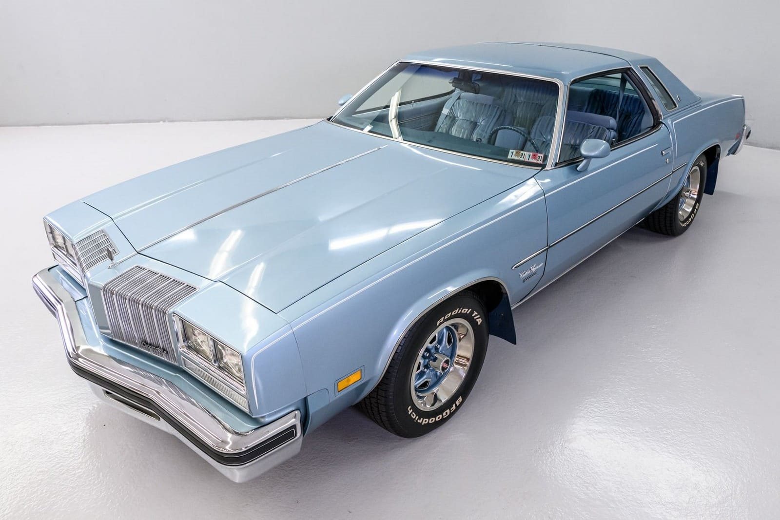 OLDSMOBILE CUTLASS SUPREME BROUGHAM, foto 29