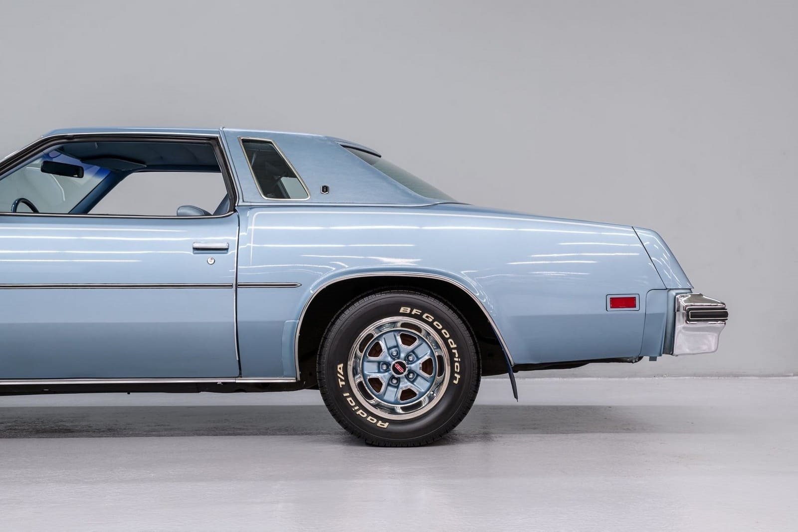 OLDSMOBILE CUTLASS SUPREME BROUGHAM, foto 31