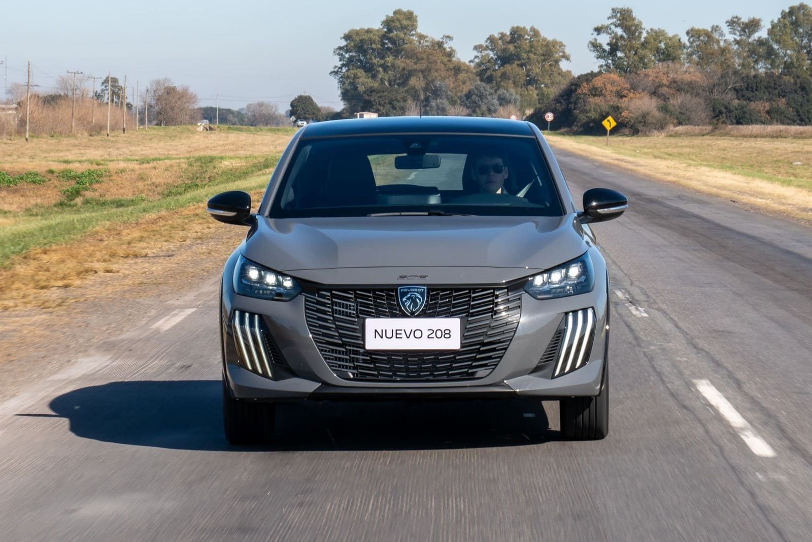 PEUGEOT 208, foto 19