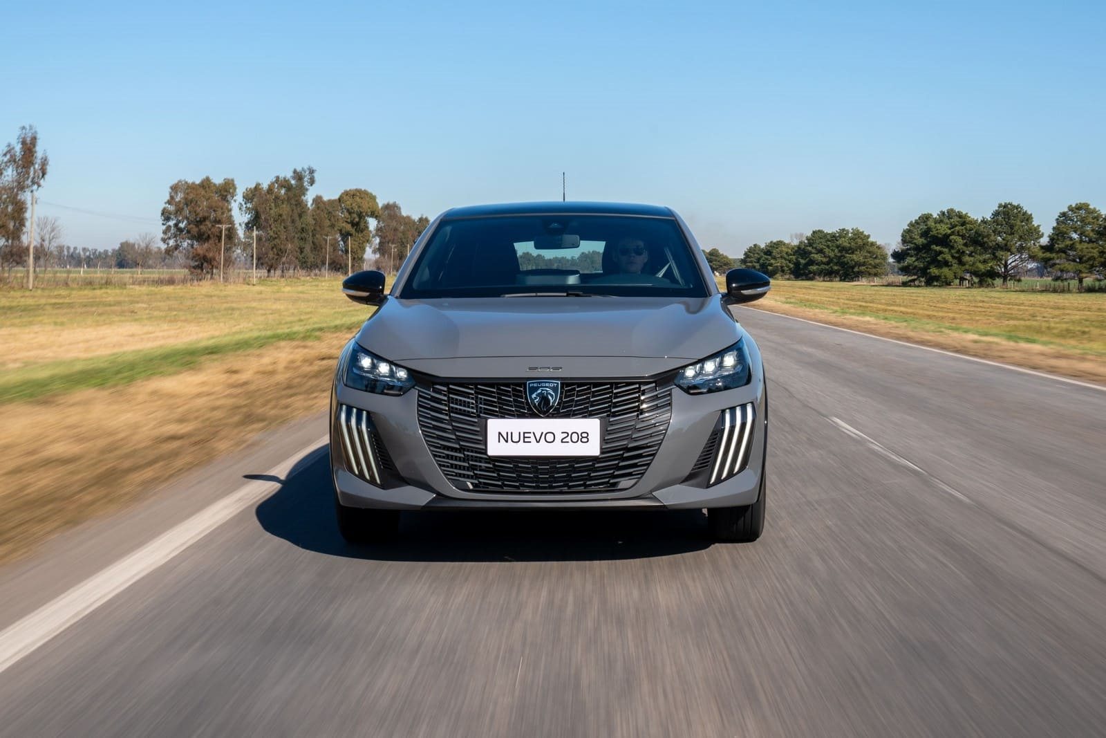 PEUGEOT 208, foto 24