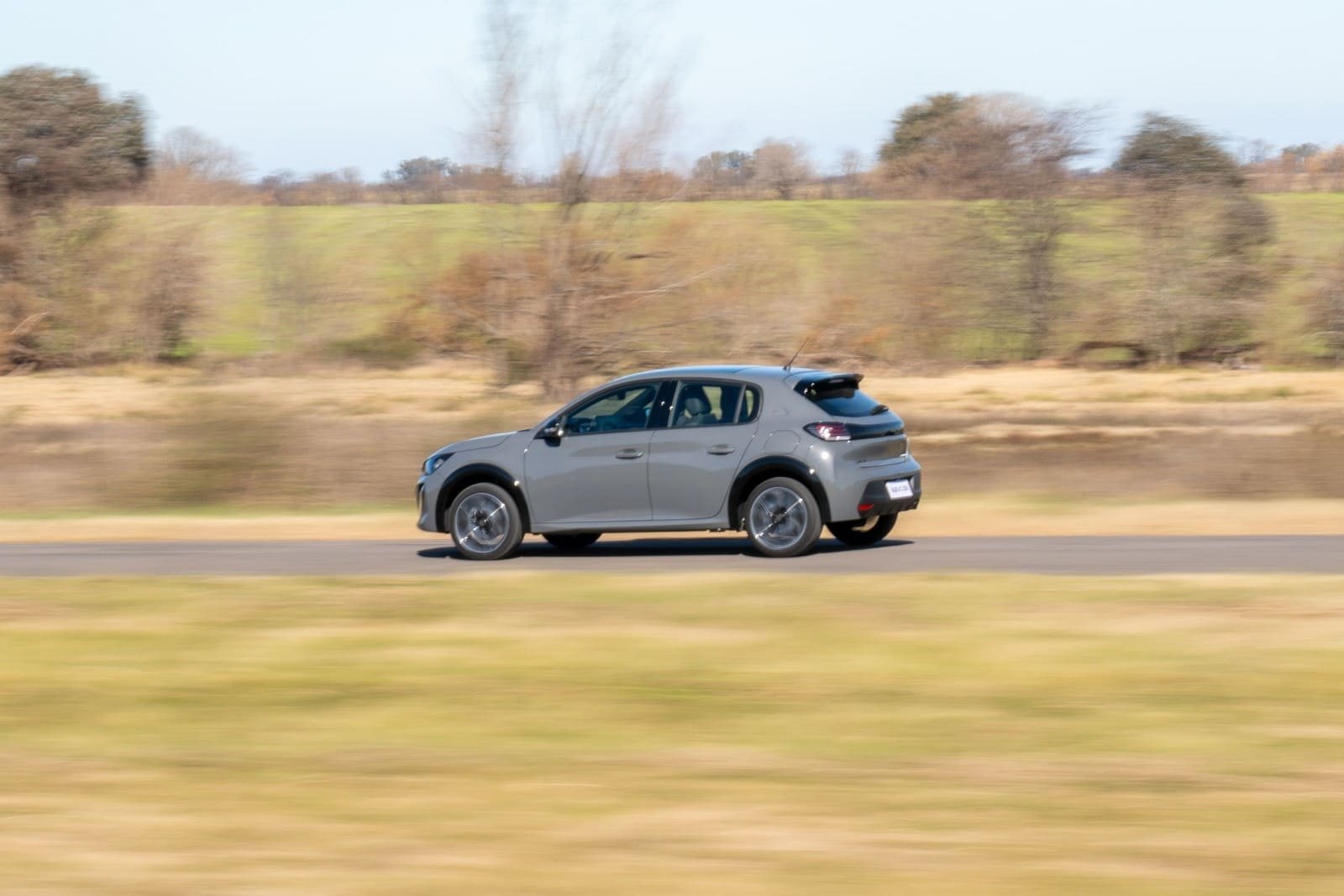 PEUGEOT 208, foto 35