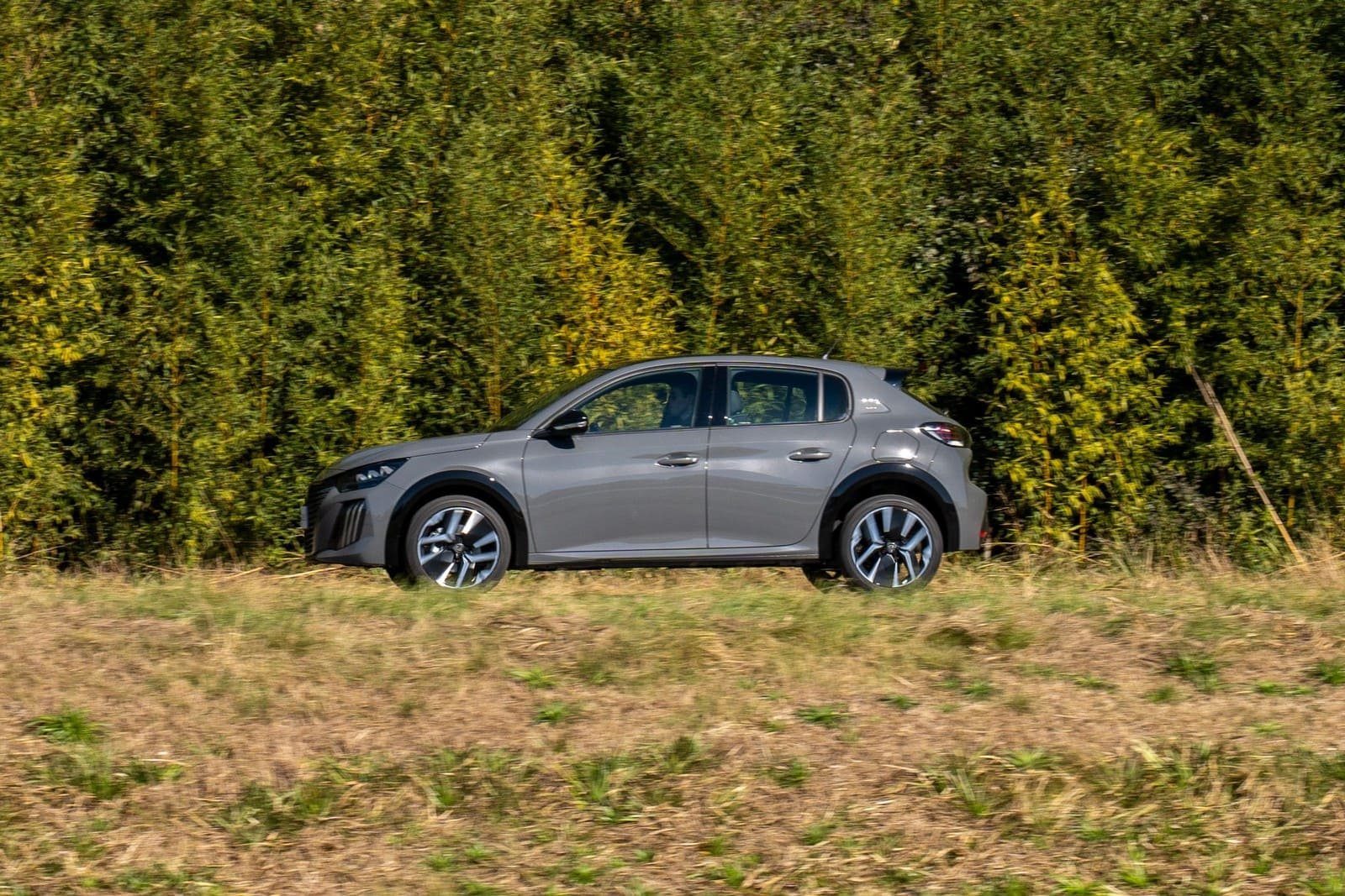 PEUGEOT 208, foto 42