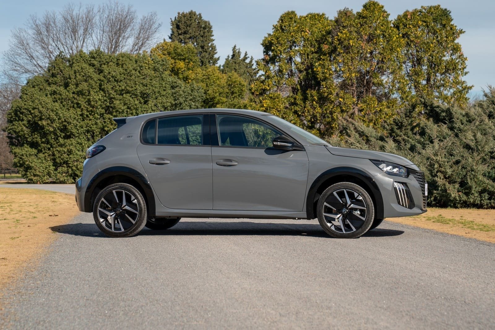 PEUGEOT 208, foto 71