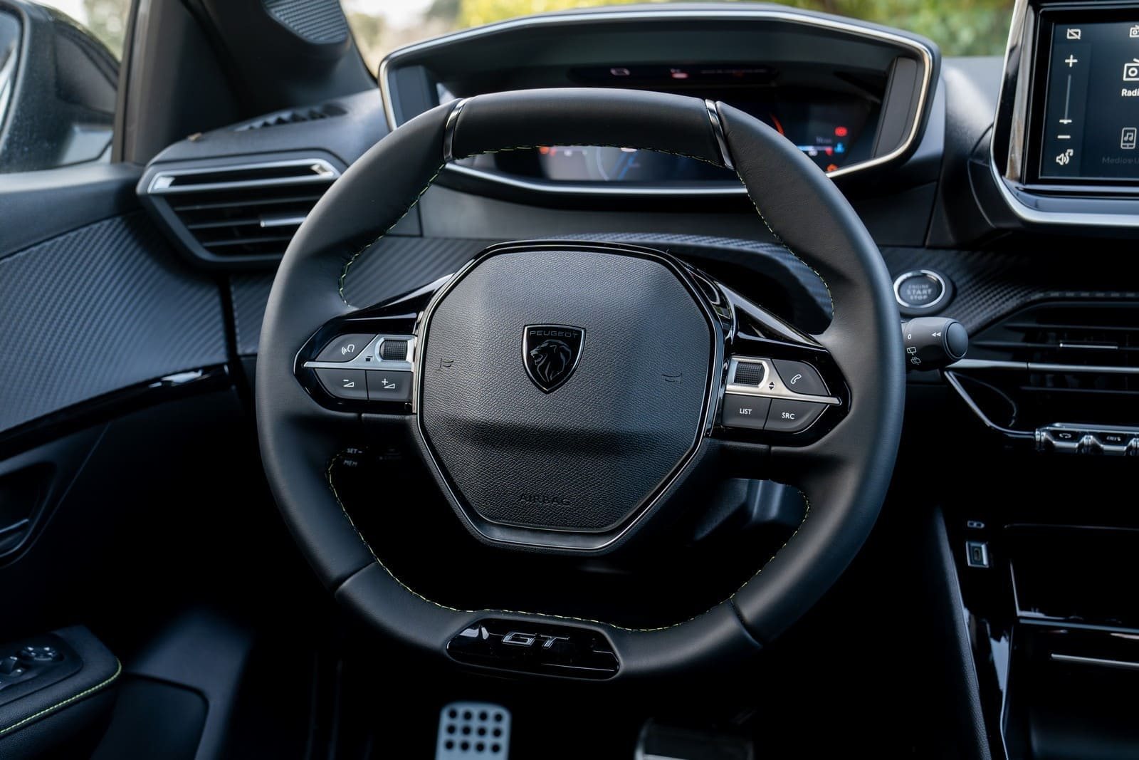 PEUGEOT 208, foto 87