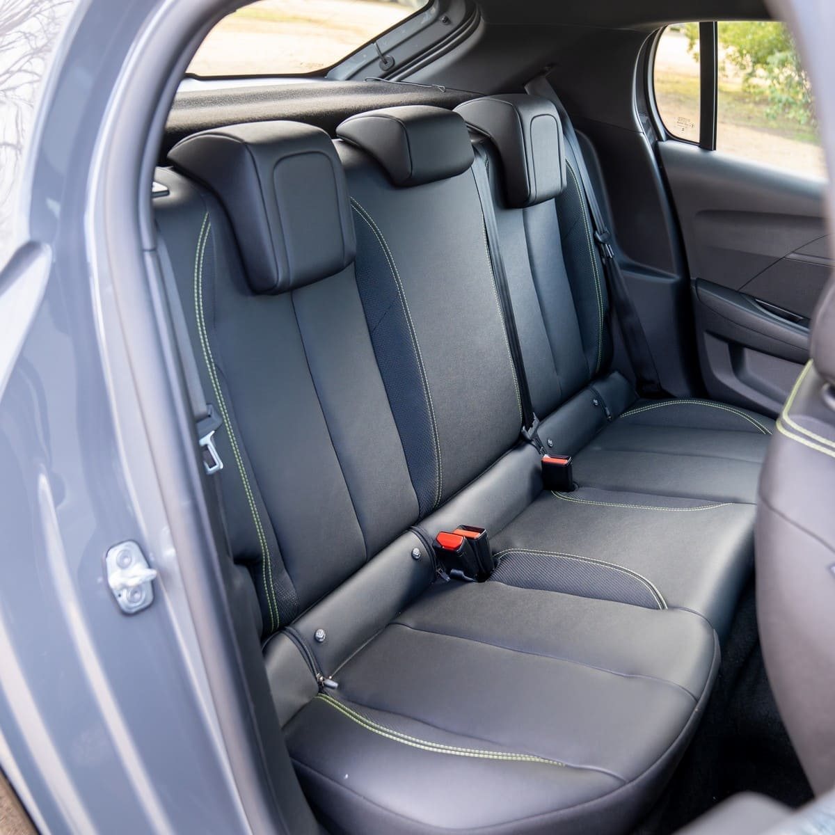 PEUGEOT 208, foto 100