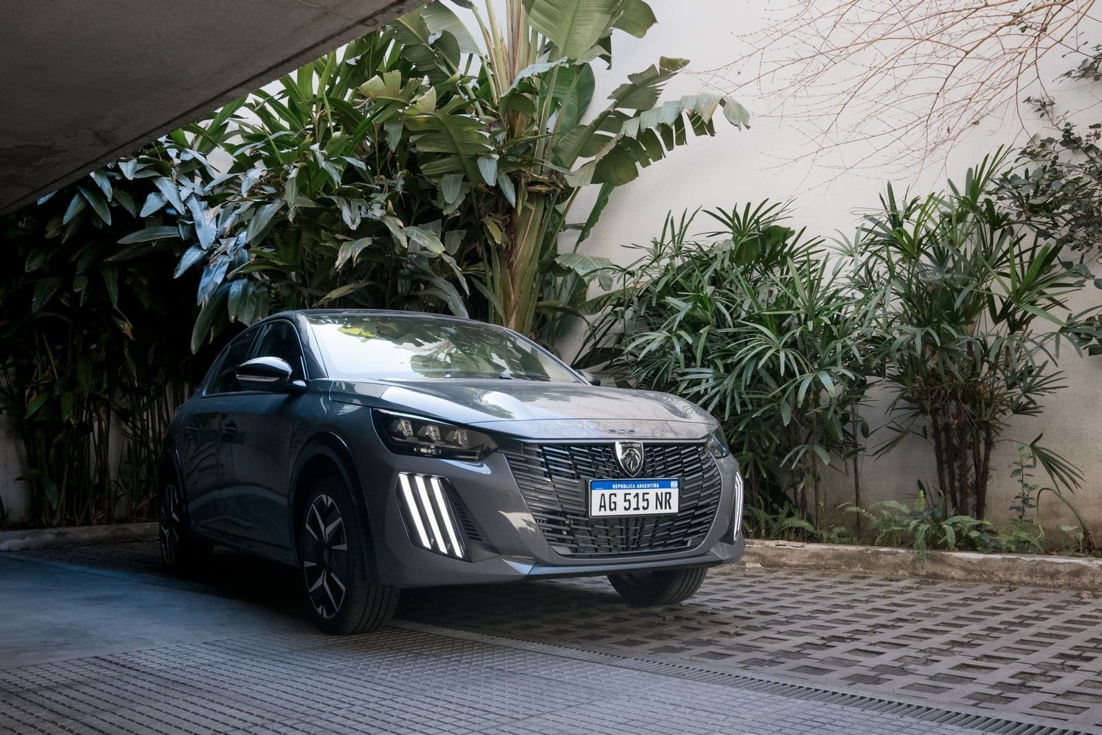PEUGEOT 208, foto 102