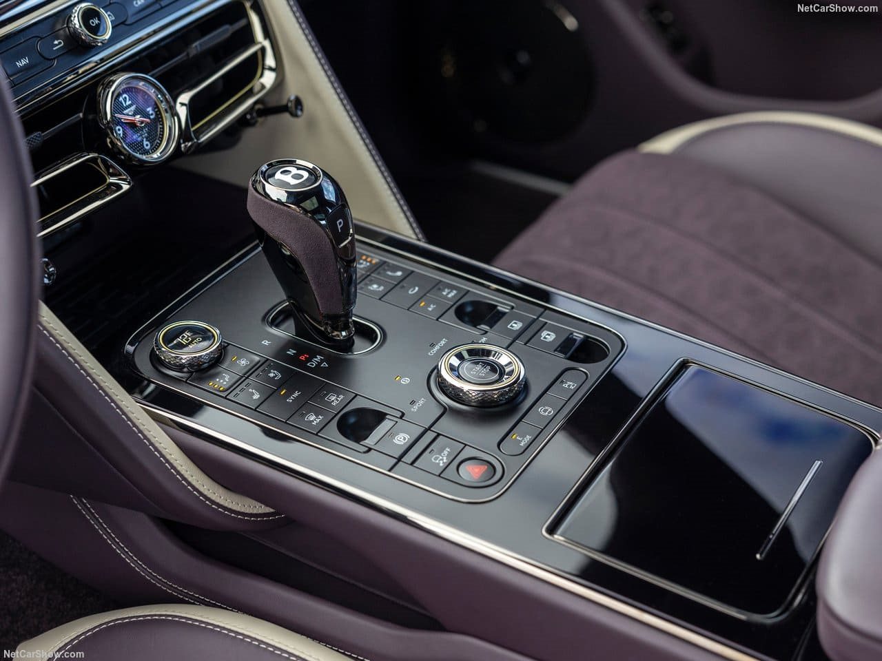 2025 - BENTLEY FLYING SPUR SPEED, foto 75