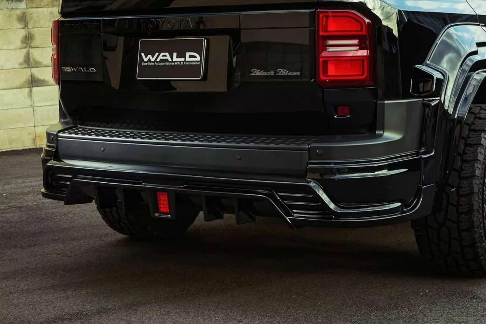 TOYOTA LAND CRUISER BLACK BISON BY WALD, foto 9
