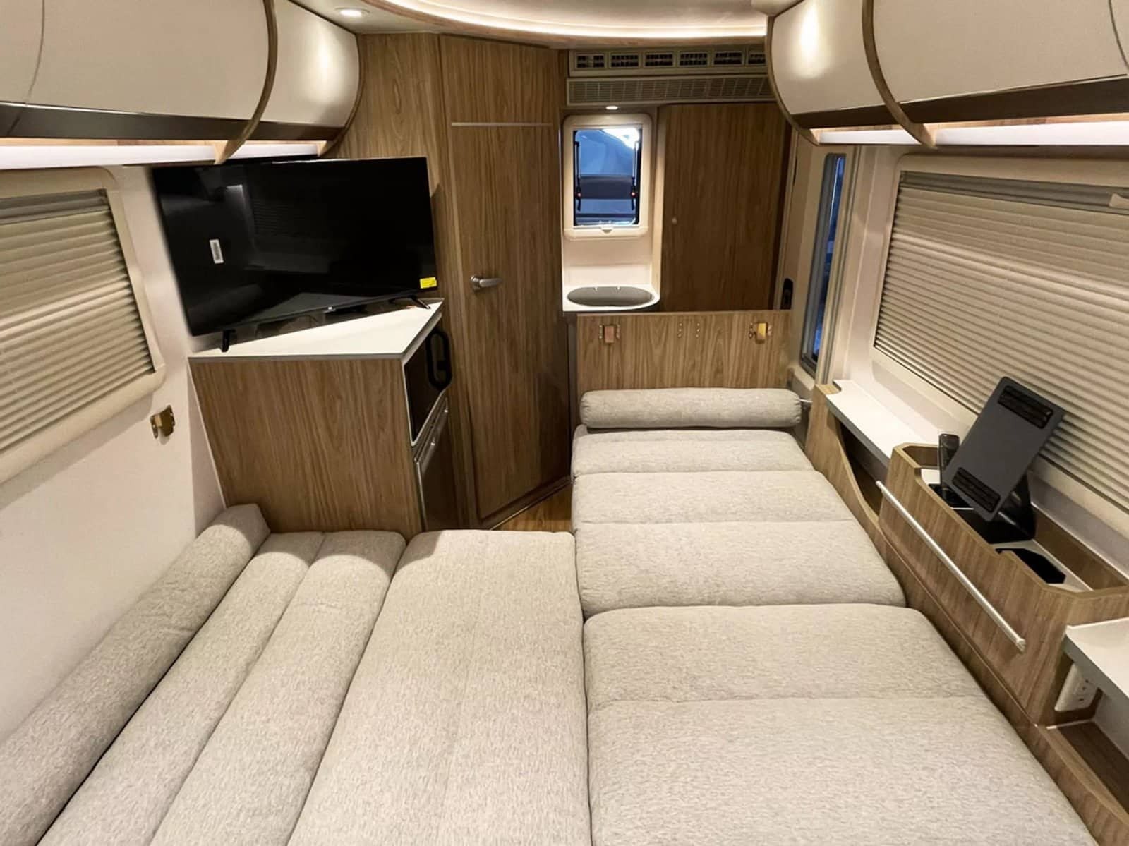 2024 - TOYOTA HILUX CHAMP MOTORHOME BY CARRYBOY, foto 5