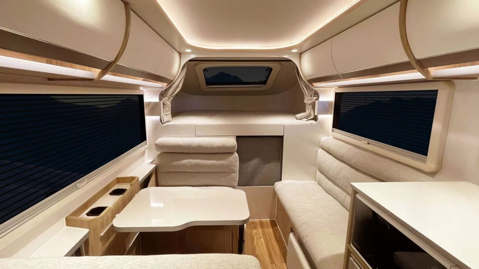 2024 - TOYOTA HILUX CHAMP MOTORHOME BY CARRYBOY, foto 6