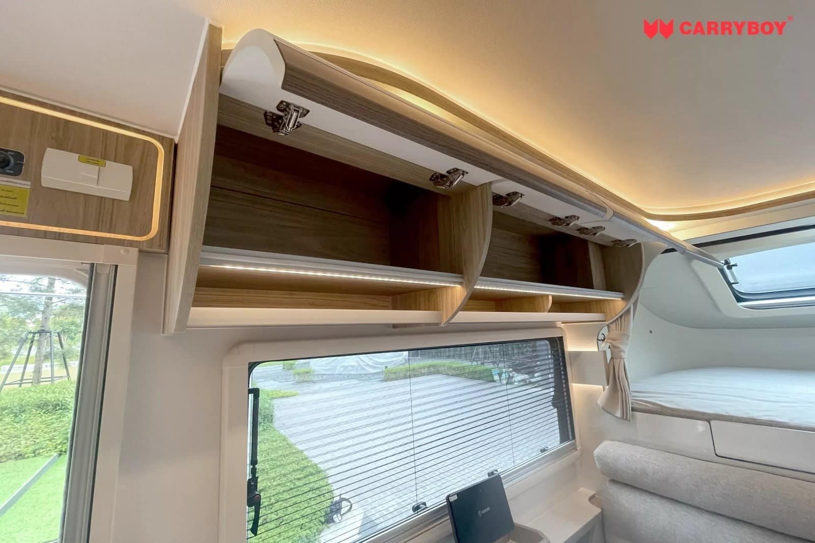 2024 - TOYOTA HILUX CHAMP MOTORHOME BY CARRYBOY, foto 13