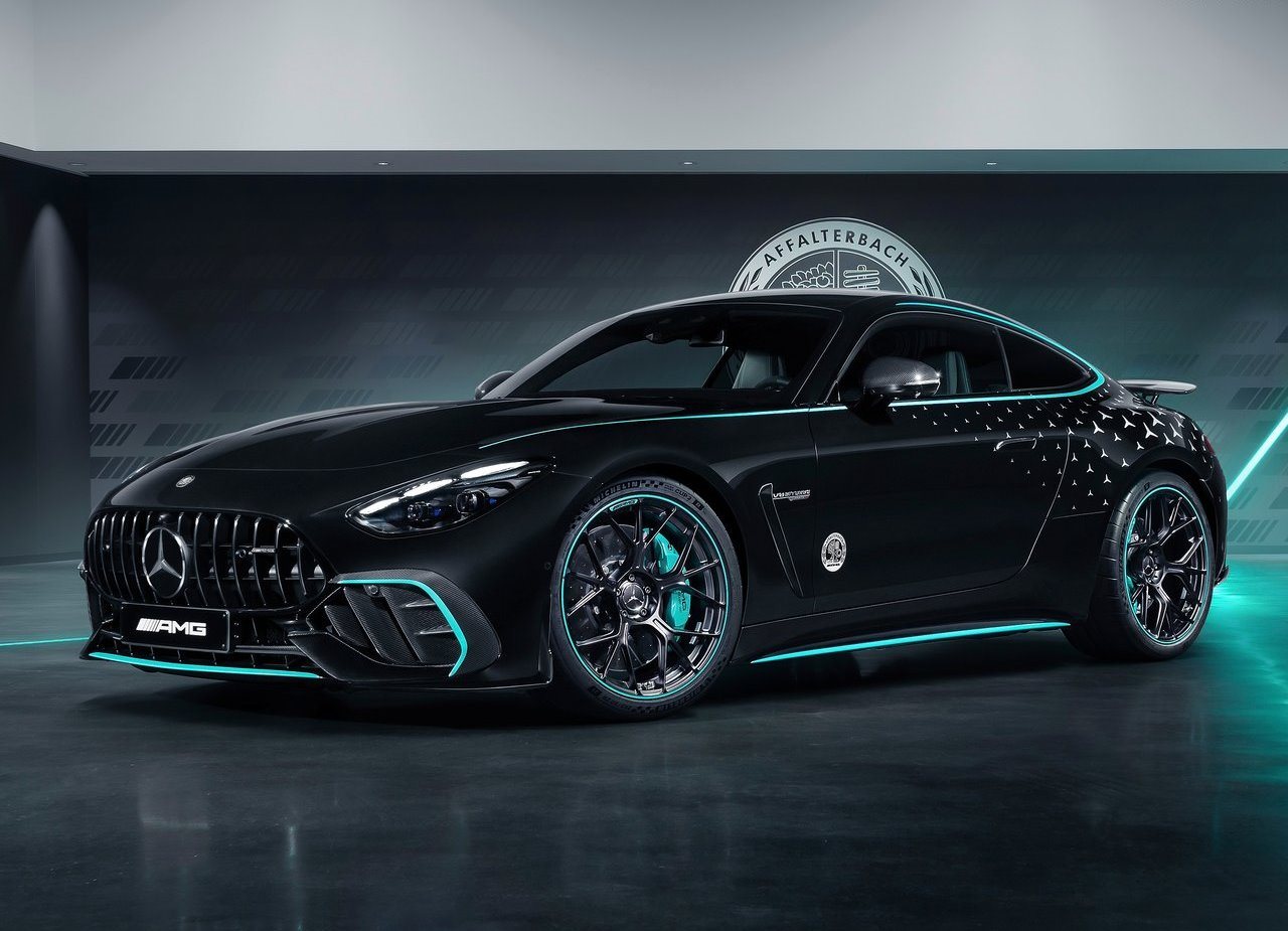 2025 - MERCEDES-AMG GT 63 PRO ‘MOTORSPORT COLLECTORS EDITION’, foto 1