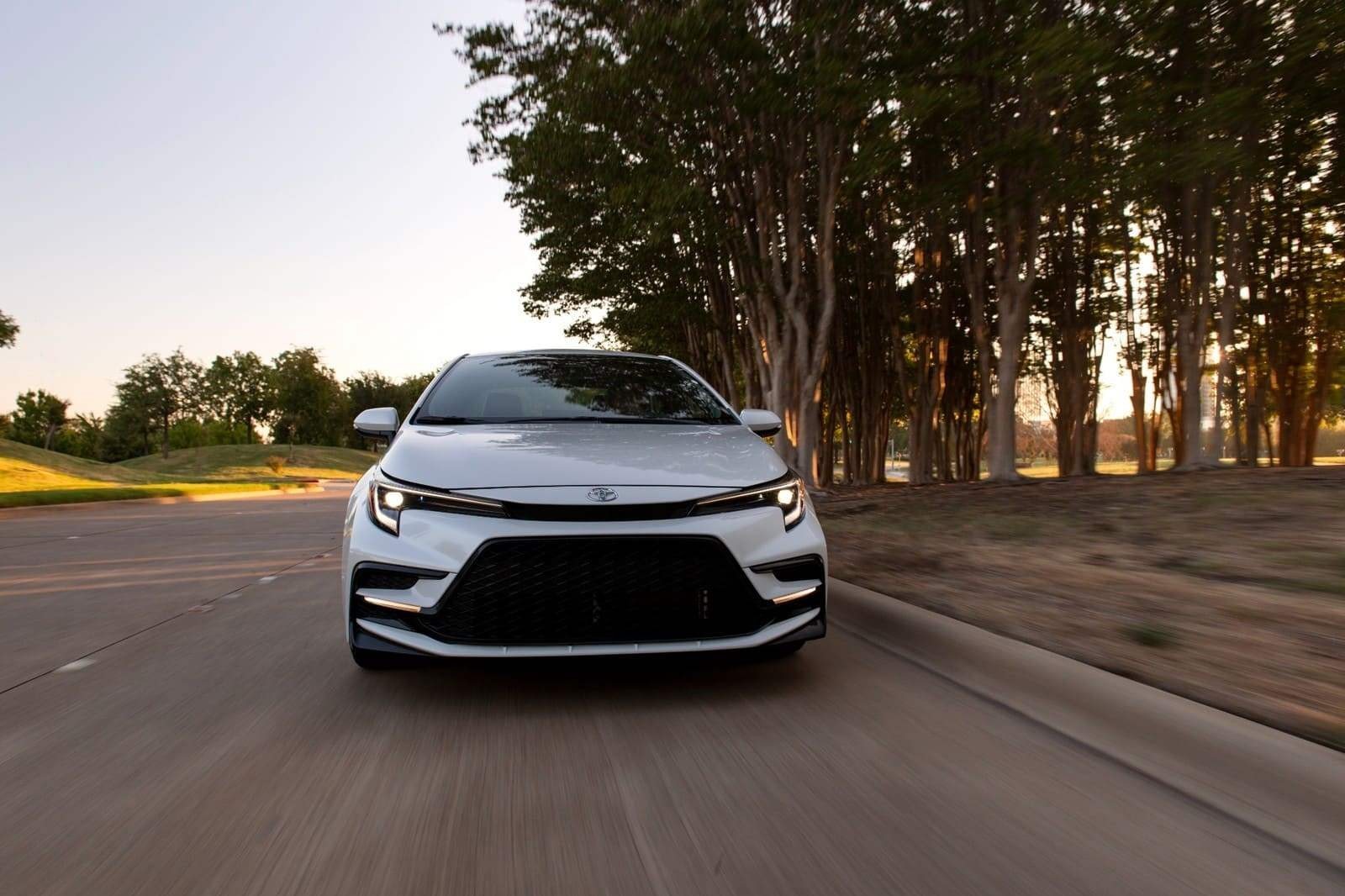 2025 - TOYOTA COROLLA US VERSION, foto 2
