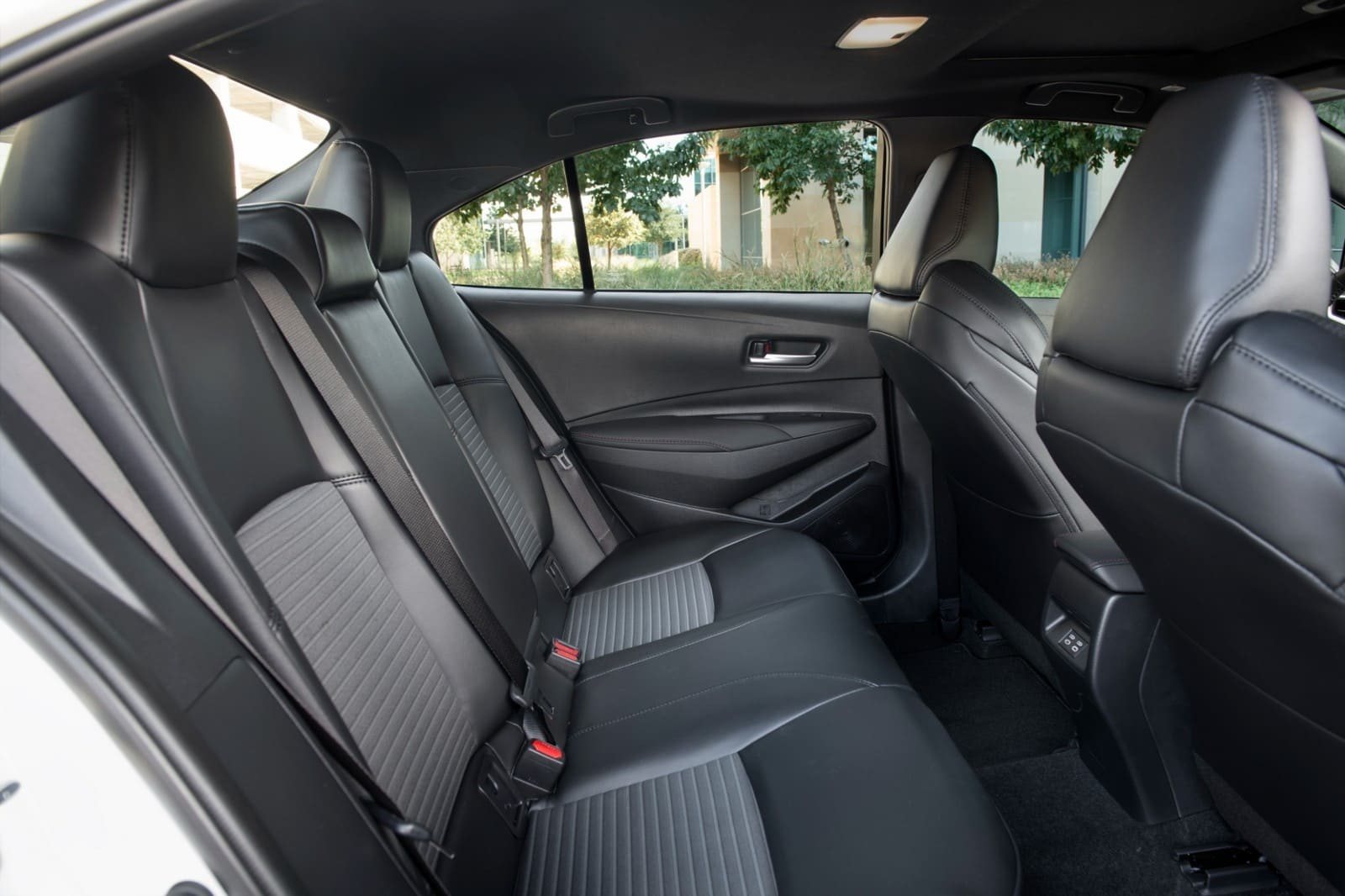 2025 - TOYOTA COROLLA US VERSION, foto 16