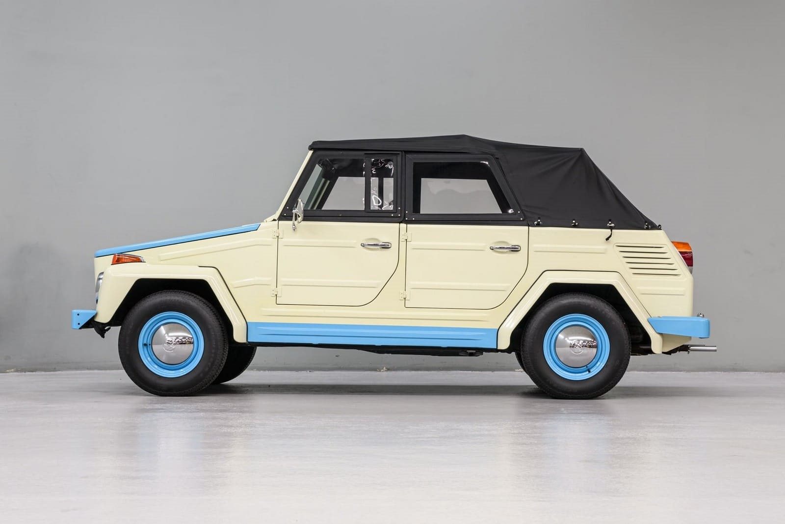 1973 - VOLKSWAGEN THING CAROLINA BLUE & CREAM, foto 2